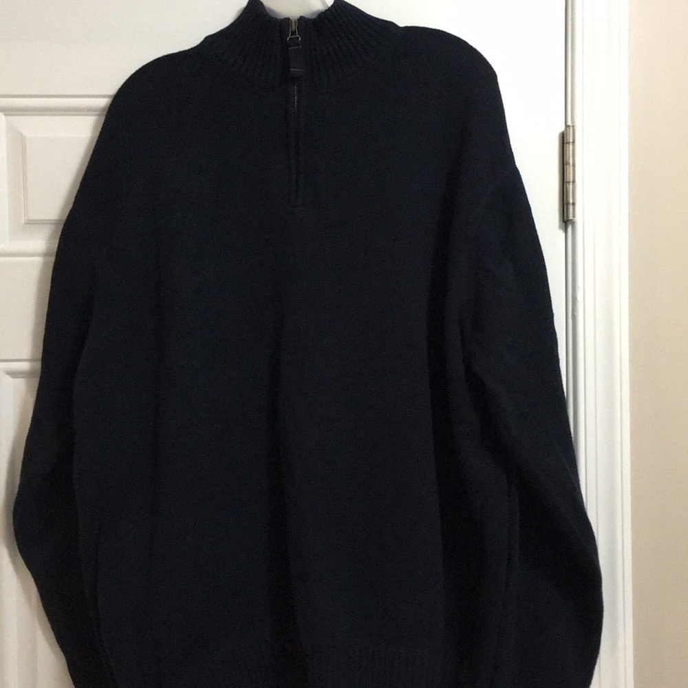 Eddie Bauer sweater - Picture 1 of 3